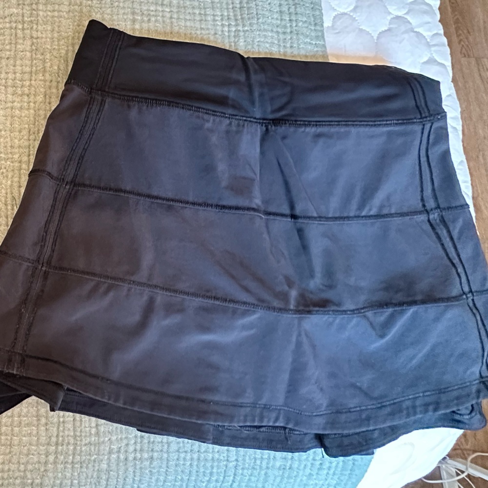 Lululemon Black Skirt Size 2 long